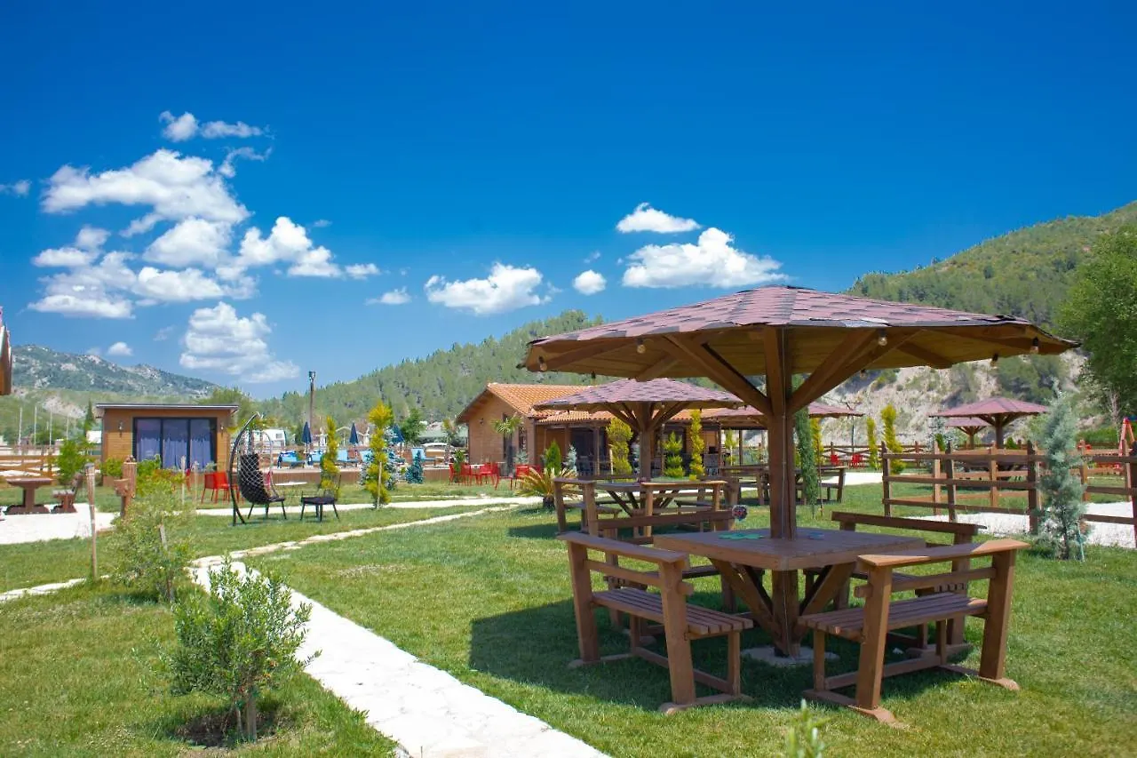 ヴィラ Memaliaj Sancho Farm Albaniaヴィラ