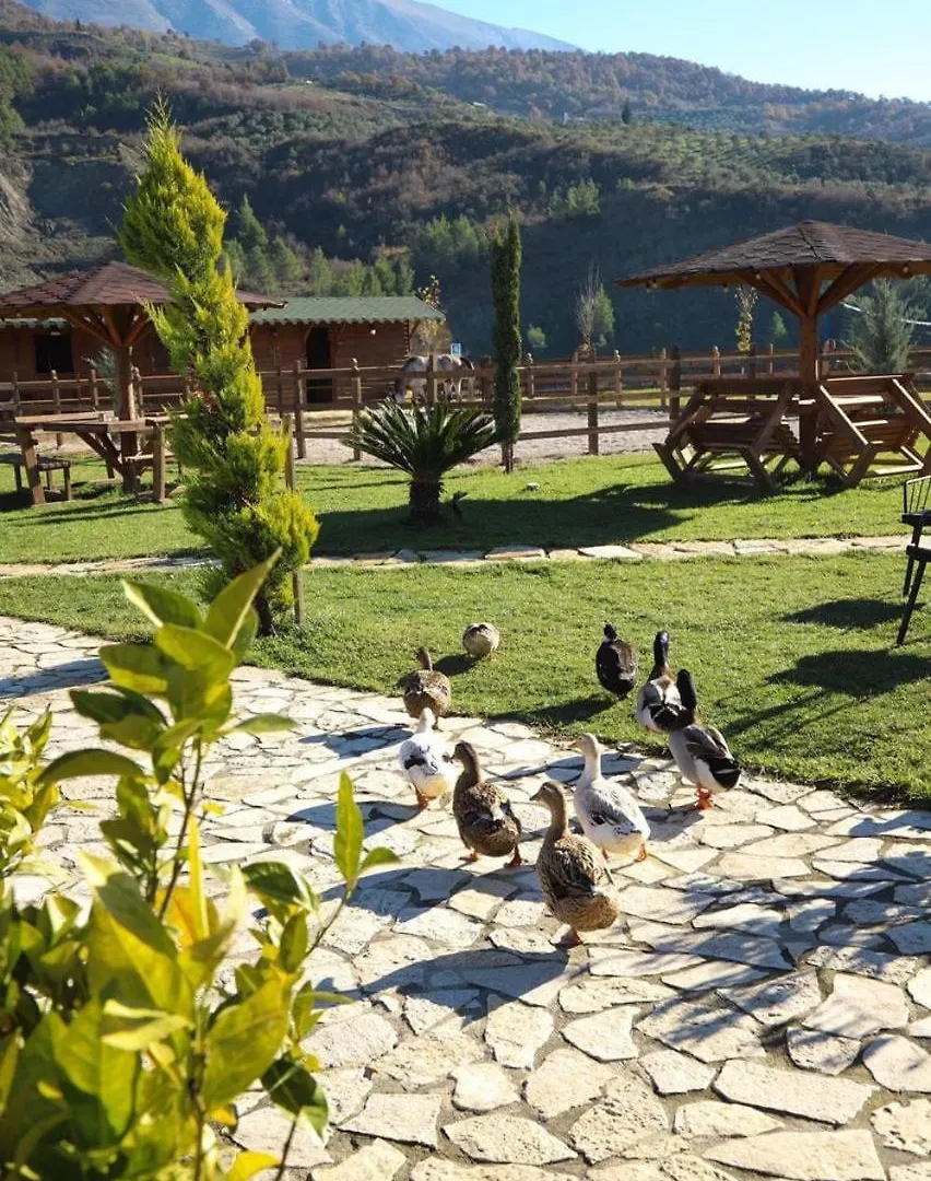 Memaliaj Sancho Farm Albaniaヴィラ ヴィラ